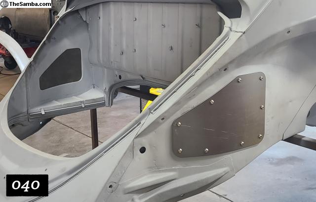 Washburn Big Windows installed on VW Beetle rear wheel well
